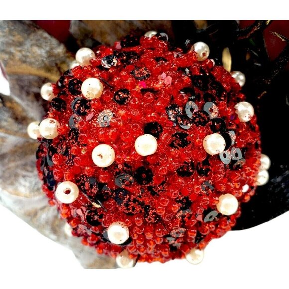 Darksome Gothic Evil Eye Skull Arrangement Floral Rose Flower Arrangement Gothic - Picture 5 of 10